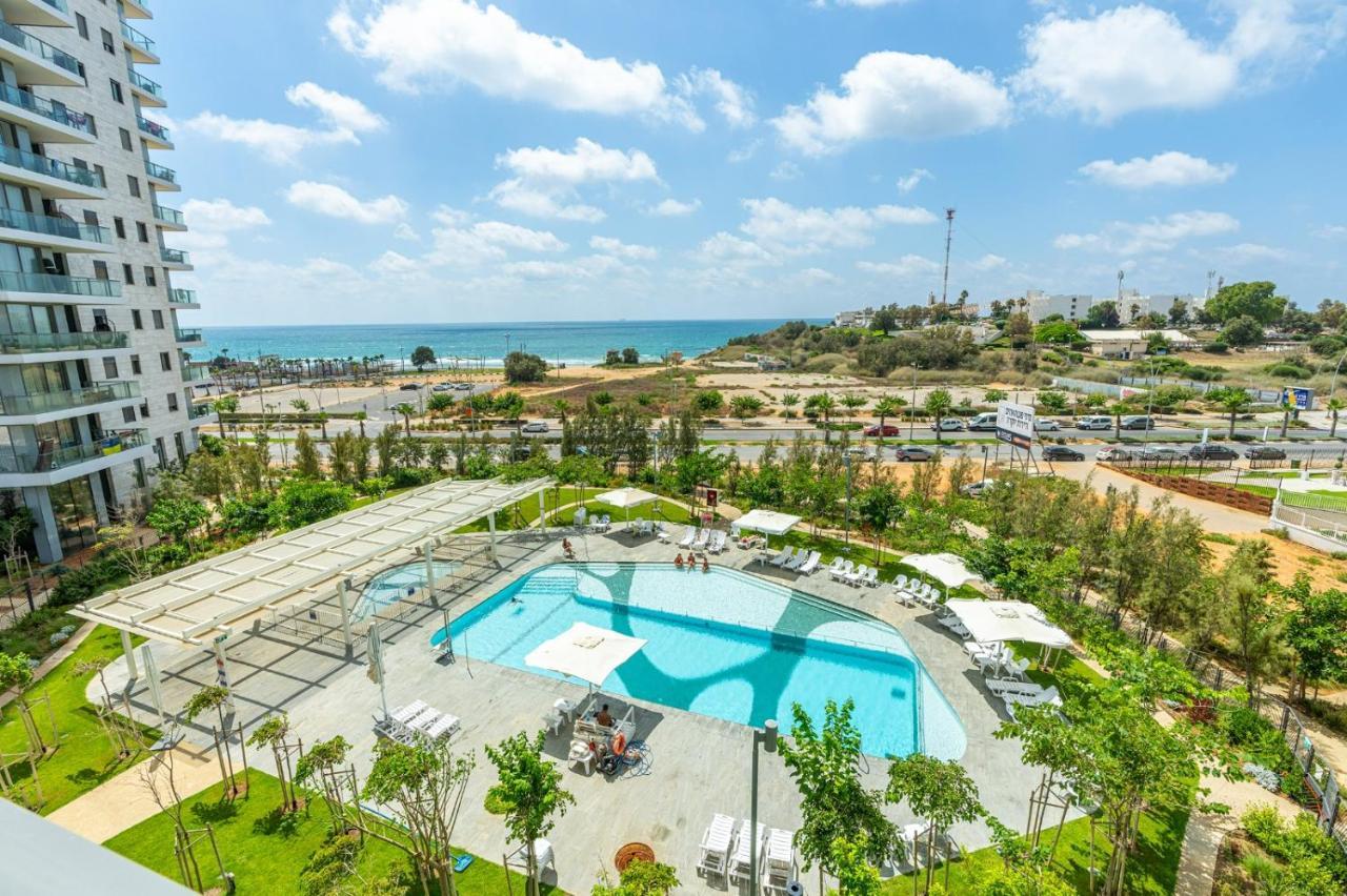 סיאסטה מול הים המיקום הטוב ביותר Seasta By The Sea Best Location In Town Apartment Hadera Bagian luar foto